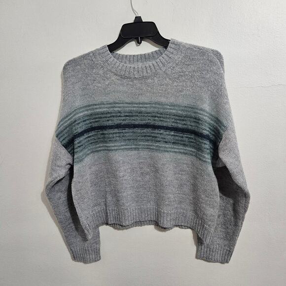AE Cropped Oversized Gray Wool Crew Neck Sweater Size Large - Picture 1 of 5